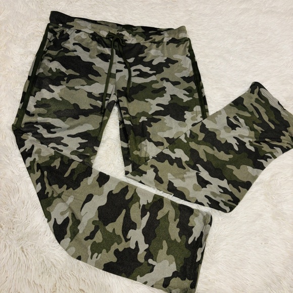 Lucky Brand Green Camo Print Super Soft Pajama PJ Lounge Pants Medium - Picture 5 of 11